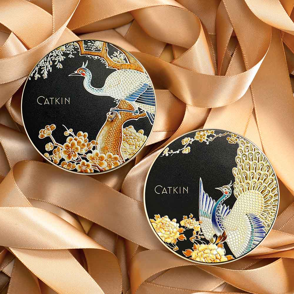 Catkin Summer Palace Light Loose Powder Long Lasting Natural Finish