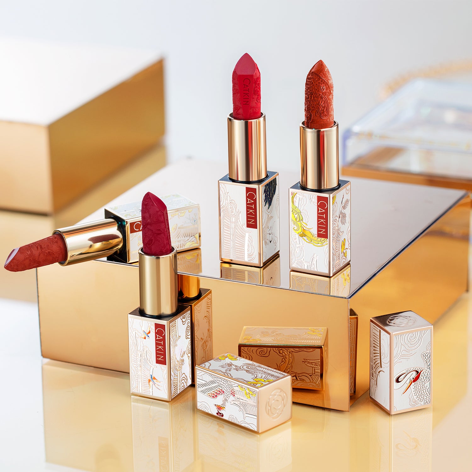 Catkin Dreamworld Carving Love Poems Lipstick Long Lasting Lipstick Rouge Carving Lipsticks Glitter Glimmer Lipstick 